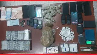 طنجة: عناصر الشرطة بولاية الامن بالمدينة توقف ستة أشخاص من ذوي السوابق القضائية متورطين في قضية حيازة وترويج المخدرات والمؤثرات
