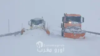موجة ثلجية تشلّ حركة السير بمرتفعات الحوز وتستدعي تدخلاً مكثفاً لفرق التجهيز