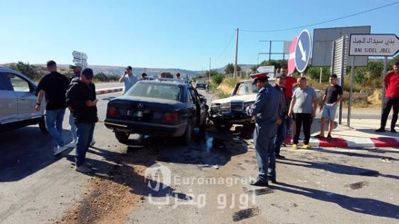 حادثة سير خطيرة بالطريق الساحلي تُرسل ثلاثة أشخاص إلى المستشفى واستنفار للدرك الملكي