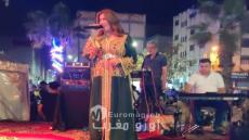 الحسيمة.. صابرينا الريفية تخطف الأنظار بحضور جماهيري قياسي في سهرة فنية مميزة بإمزورن