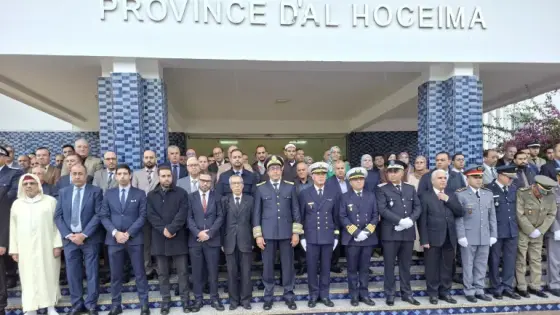 عامل الحسيمة يترأس مراسيم تحية العلم بمناسبة عيد الاستقلال