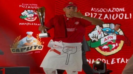 الشاف المغربي أيوب عياش يتوج بلقب أفضل صانع بيتزا في العالم بنابولي