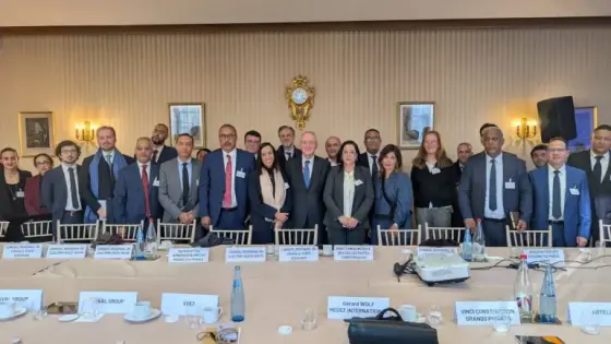 الخطاط ينجا يقود وفد جهة الداخلة وادي الذهب في لقاء اقتصادي رفيع بباريس