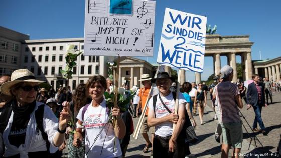 تواصل “مظاهرات كورونا” في المانيا وغالبيتهم ترفضها