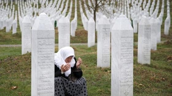 المجلس الأعلى للمسلمين في ألمانيا يحيى الذكرى ال 25 للإبادة الجماعية التي استشهد فيها أزيد من ثمانية آلاف من مسلمي البوشناق