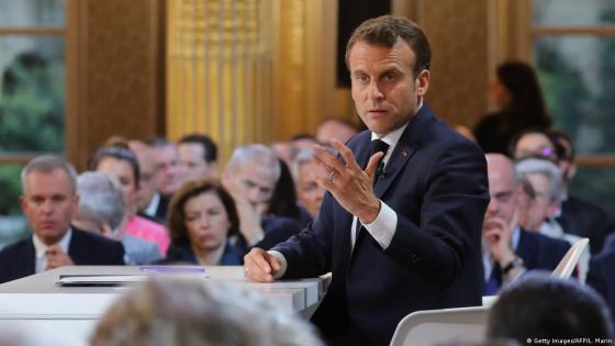 للمرة الثانية…رشق الرئيس الفرنسي ماكرون ببيضة