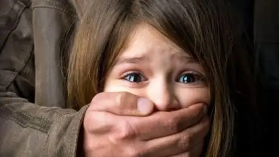 دانة متهم بـ12 سنة سجناً نافذاً بالحسيمة في ملف خطير يهم اختطاف واغتصاب قاصر وحيازة مخدرات