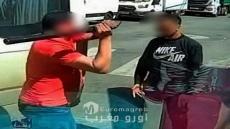 عاجل.. 15 سنة سجناً نافذاً لسائق نقل عمال اعتدى على سائق شاحنة وتعويض الضحية بـ10 ملايين