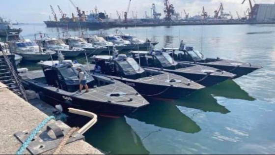 Le Maroc a reçu quatre vedettes rapides « 52 Fearless Super Interceptor » du constructeur américain METAL SHARK.