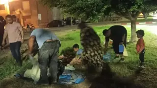 دورية روتينية بمدينة جرسيف تتفاجئ بأسرة تتكون من زوج وزوجة و5 أطفال يبيتون في العراء