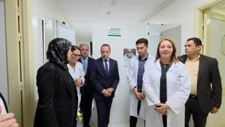وزير الصحة يفاجئ مستشفى الناظور ويعلن عن خطة لتعزيزه بعشرات الأطباء والممرضين