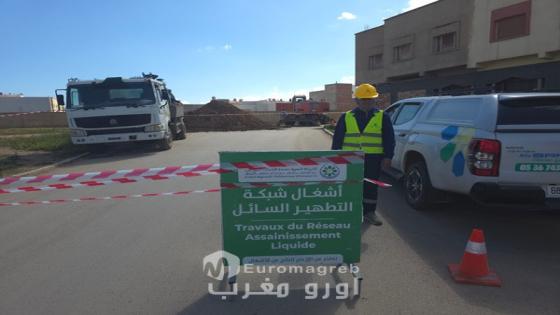 تدخل تقني لمعالجة انسداد خط رئيسي للصرف الصحي بحي براقة بالناظور