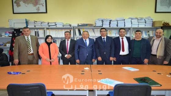 زيارة علمية لمكتبة مختبر العقار والتعمير تعكس دينامية البحث الأكاديمي بالناظور