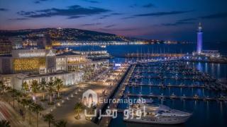 *La reconversión del puerto de Tánger Ciudad (Tánger Ville) ha transformado el antiguo puerto comercial en un moderno núcleo turístico y de cruceros*. 