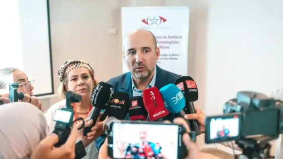في لقاء لها بالدارالبيضاء..النقابة الوطنية لأطباء العيون بالقطاع الخاص تجدد التزامها بالدفاع عن جودة خدمات طب العيون بالمغرب