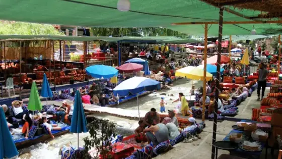 ستي فاضمة.. وجهة الأطلس المنعشة التي تأسر الزوار بأصالتها وسحر طبيعتها