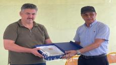 ثانوية الفيض التأهيلية تكرّم الدكتور عبد المالك أزواغ في حفل وفاء وتقدير بمناسبة انتقاله إلى ثانوية عبد الكريم الخطابي