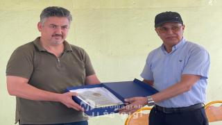 ثانوية الفيض التأهيلية تكرّم الدكتور عبد المالك أزواغ في حفل وفاء وتقدير بمناسبة انتقاله إلى ثانوية عبد الكريم الخطابي