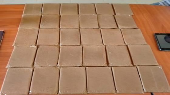 العيون : حجز 30 صفيحة من مخدر الشيرا مجموع وزنها 2430 غراما